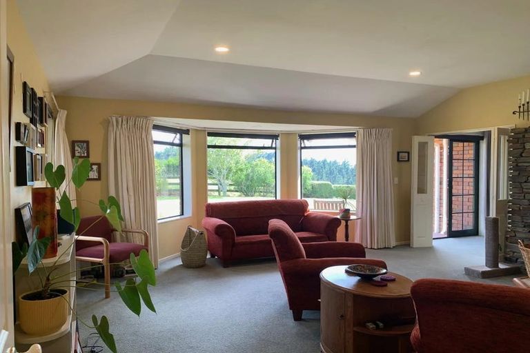 Photo of property in 289 Upland Road, Tarurutangi, New Plymouth, 4372