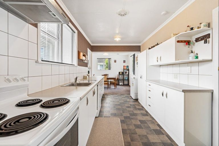 Photo of property in 23 Seddon Street, Takaro, Palmerston North, 4412