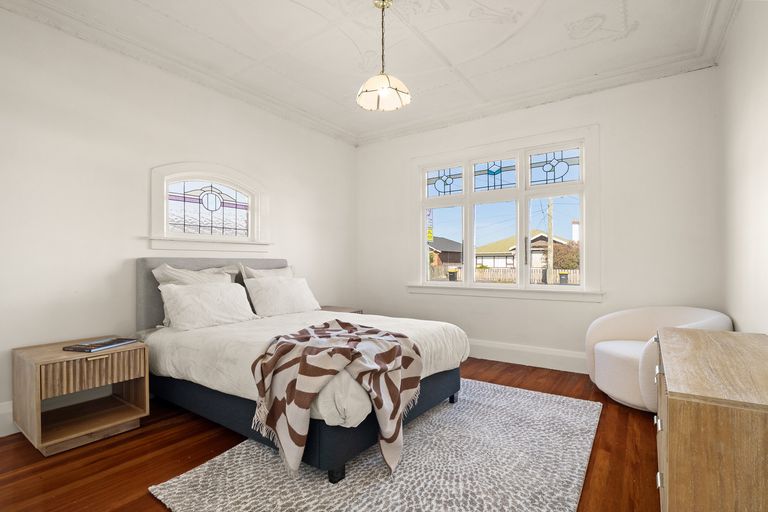 Photo of property in 268 Macandrew Road, Forbury, Dunedin, 9012