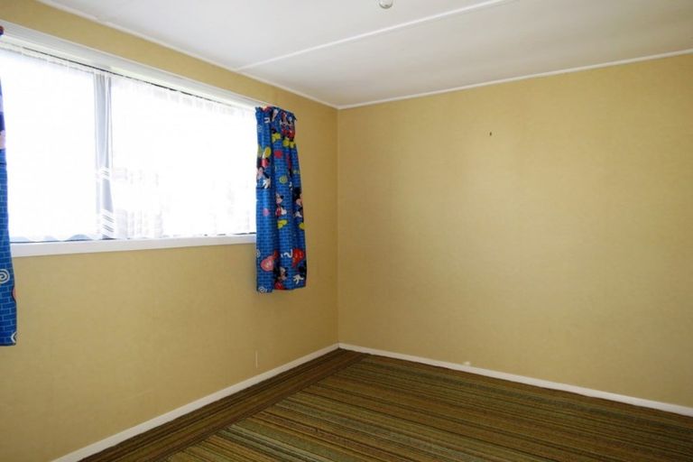 Photo of property in 26 Colvin Street, Westport, 7825