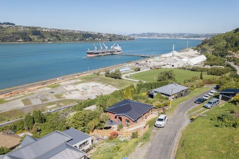 Photo of property in 20 Ocean View Road, Ravensbourne, Dunedin, 9022