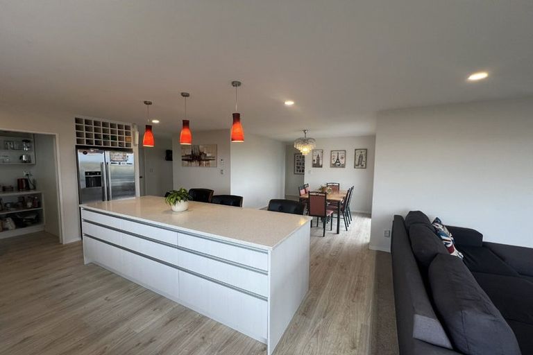 Photo of property in 117 Alec Craig Way, Gulf Harbour, Whangaparaoa, 0930