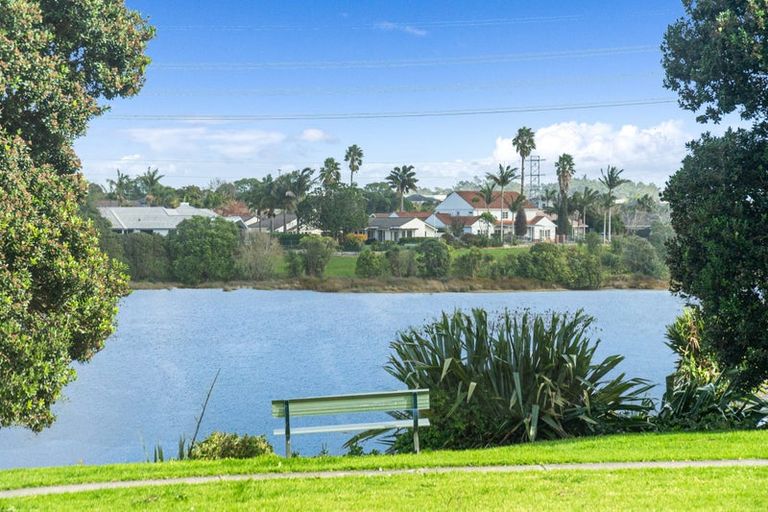 Photo of property in 22 Cliff Road, Papakura, 2110