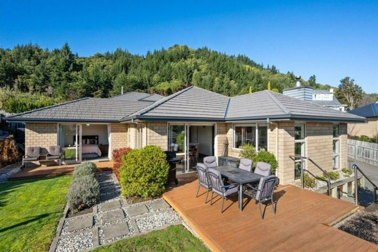 Photo of property in 114a Milton Terrace, Picton, 7220