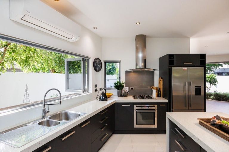 Photo of property in 23 Montgomery Terrace, Hokowhitu, Palmerston North, 4410