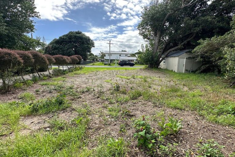 Photo of property in 23a Toi Street, Otaki Beach, Otaki, 5512