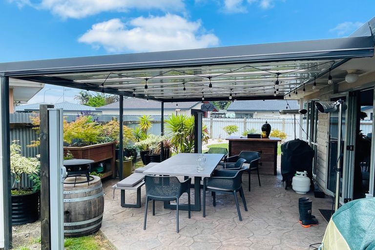 Photo of property in 68 Whiting Crescent, Greenmeadows, Napier, 4112