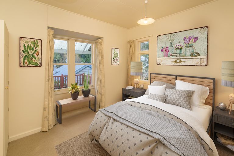 Photo of property in 37a Jacksons Road, Lyttelton, 8082