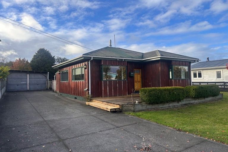 Photo of property in 11 Cross Street, Taumarunui, 3920
