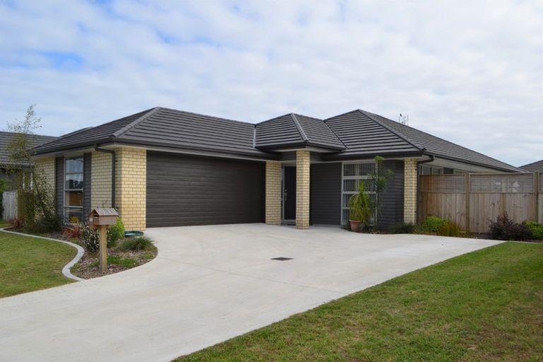 Photo of property in 8 Blanche Road, Papamoa Beach, Papamoa, 3118