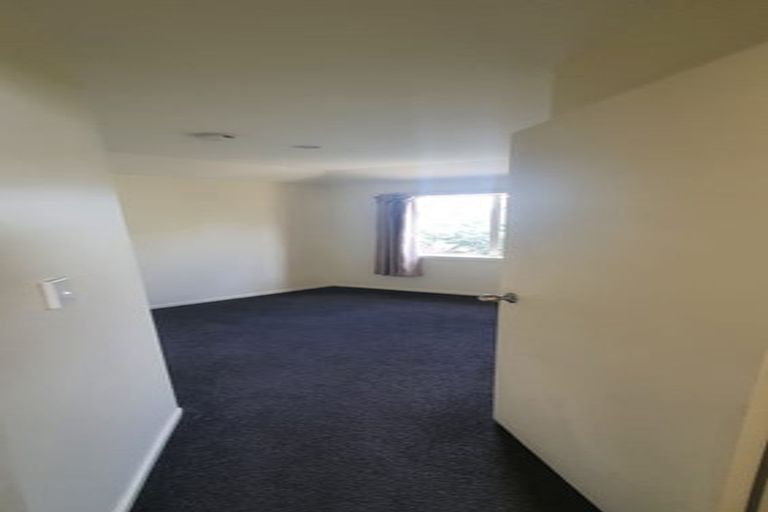 Photo of property in 7/20 Fields Parade, Oteha, Auckland, 0632