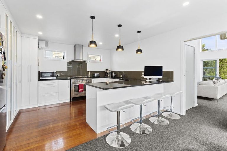 Photo of property in 8 Chatham Street, Berhampore, Wellington, 6023