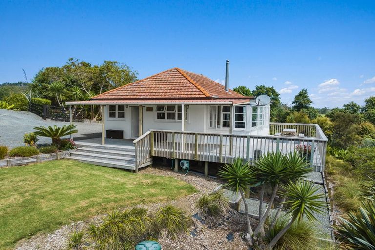 Photo of property in 221 Awaroa River Road, Abbey Caves, Whangarei, 0110