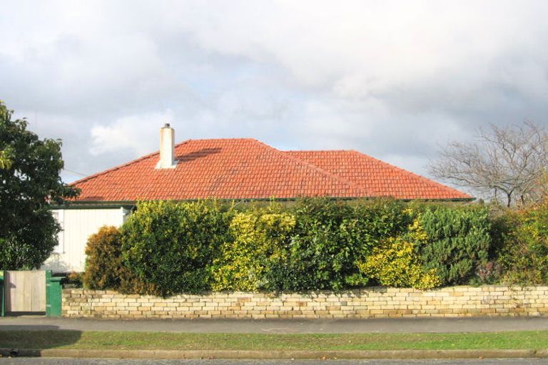 Photo of property in 22 Willis Street, Bader, Hamilton, 3206