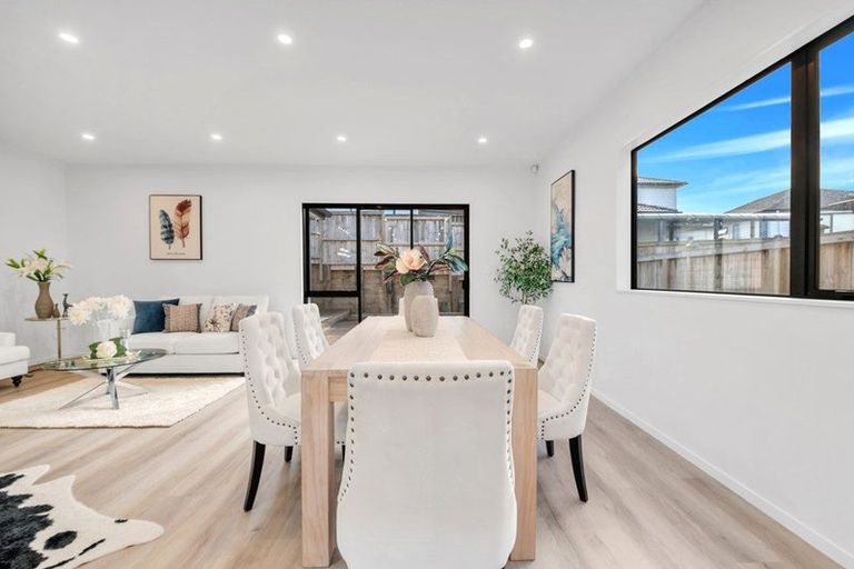 Photo of property in 48 Elevation Street, Flat Bush, Auckland, 2019