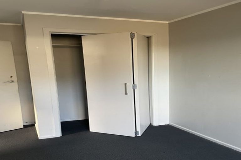 Photo of property in 5/28-28b Austin Street, Mount Victoria, Wellington, 6011