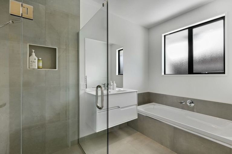 Photo of property in 12 Muirhill Street, Halswell, Christchurch, 8025