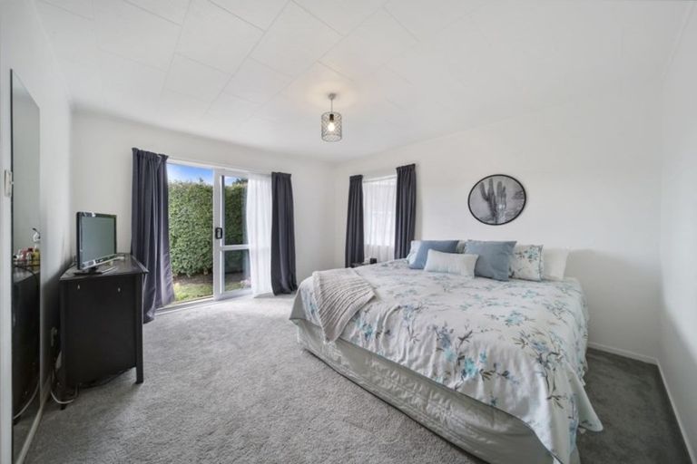 Photo of property in 12 Raewyn Place, Pakuranga, Auckland, 2010