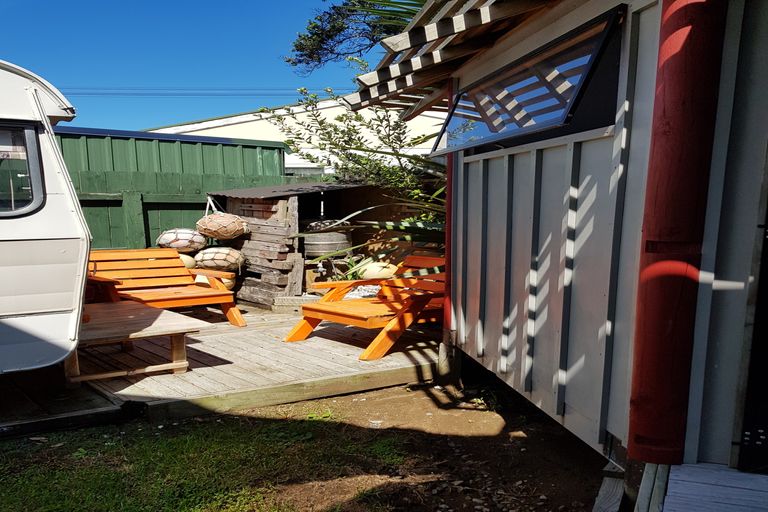 Photo of property in 11 Motutara Road, Oakura, Hikurangi, 0184