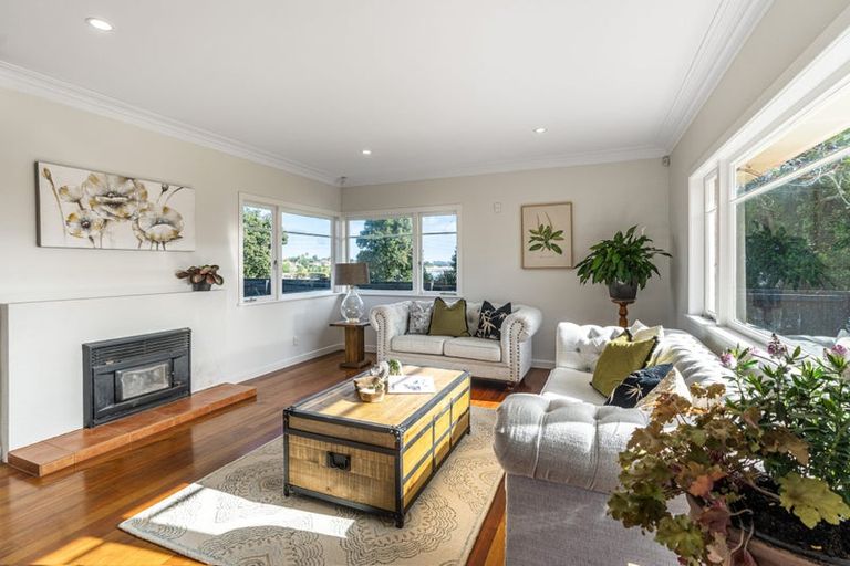 Photo of property in 22 Cliff Road, Papakura, 2110