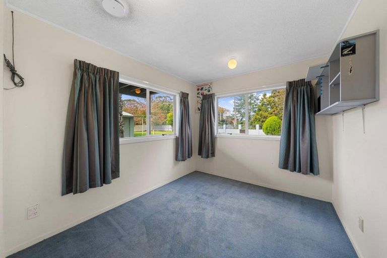 Photo of property in 6 Deacon Road, Riverhead, Kumeu, 0892