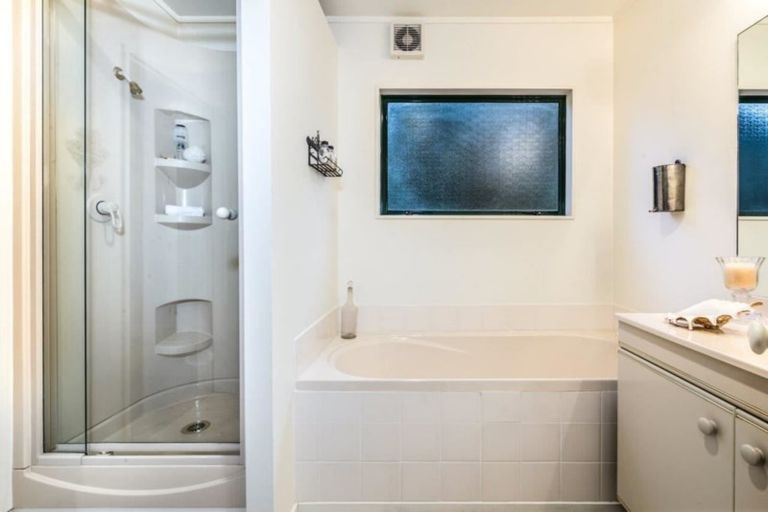 Photo of property in 1/2 Katui Street, Castor Bay, Auckland, 0620