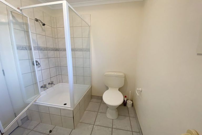 Photo of property in 13a Collie Street, Hillpark, Auckland, 2102