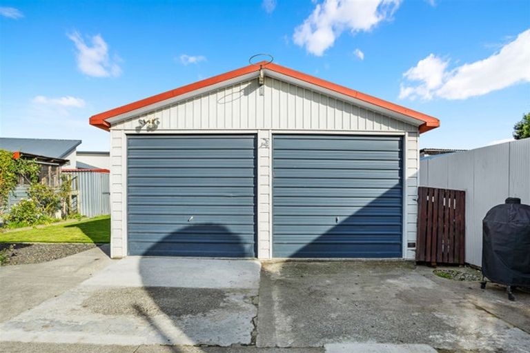 Photo of property in 17 Tauiwi Crescent, Hei Hei, Christchurch, 8042