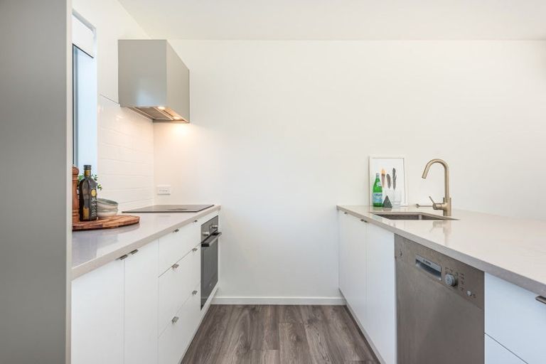 Photo of property in 8/51 Hills Road, Edgeware, Christchurch, 8013