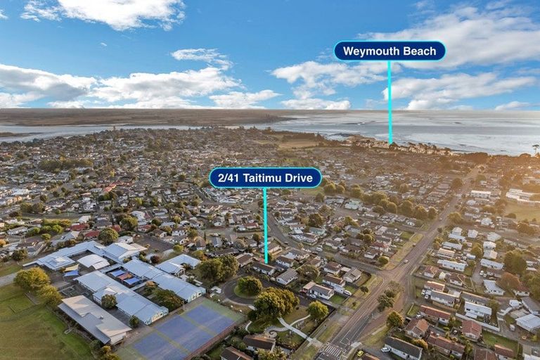 Photo of property in 2/41 Taitimu Drive, Weymouth, Auckland, 2103