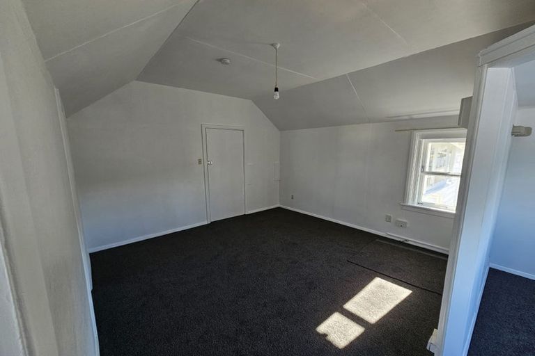 Photo of property in 6 Roxburgh Grove, Petone, Lower Hutt, 5012