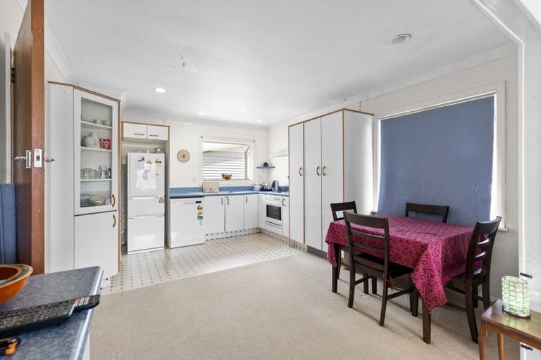 Photo of property in 26 Grey Street, Woodville, 4920