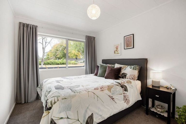 Photo of property in 164 Burns Street, Leamington, Cambridge, 3432