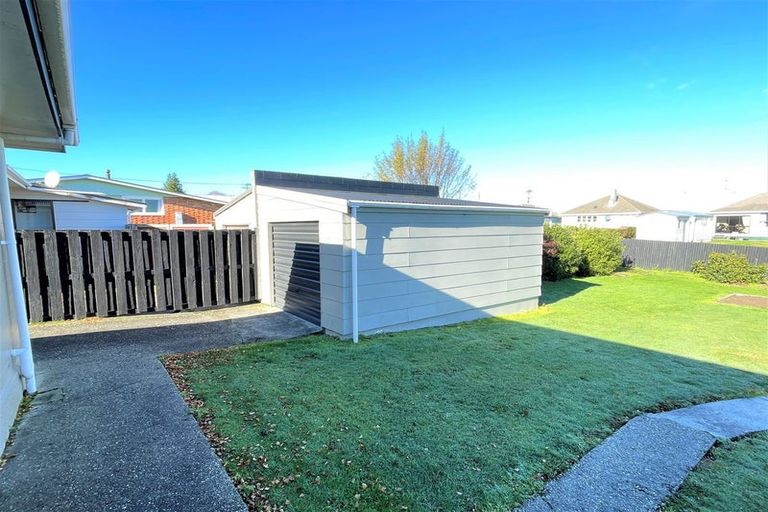 Photo of property in 5 Totara Avenue, Balclutha, 9230