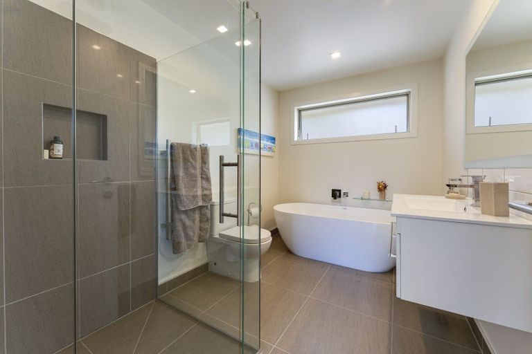 Photo of property in 40 Brooks View Heights, Tasman, Upper Moutere, 7173