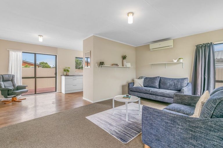 Photo of property in 36 Wilton Street, Levin, 5510