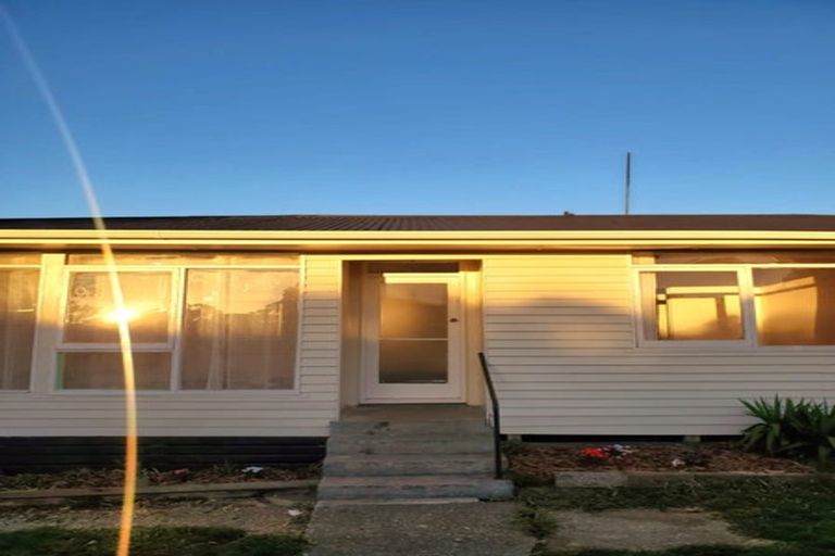 Photo of property in 15 Whiteman Road, Kawakawa, 0210