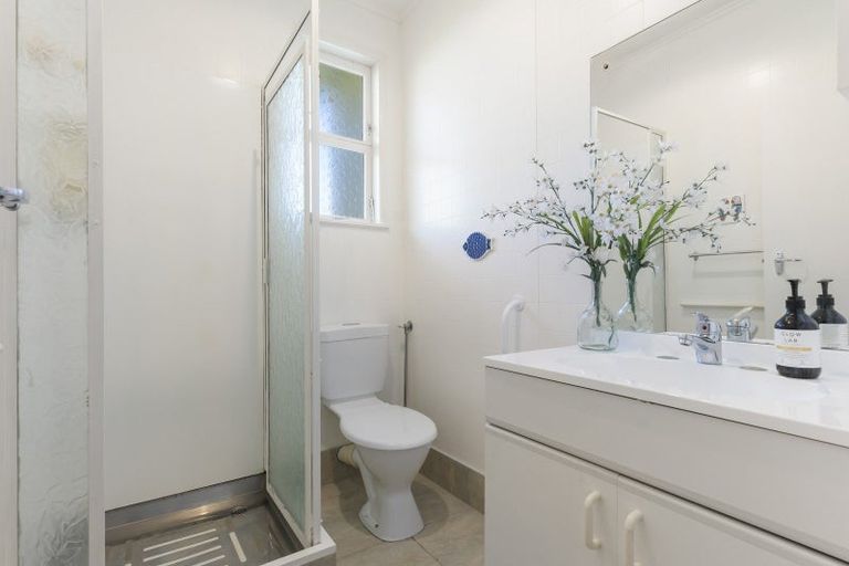 Photo of property in 84 Bramley Drive, Farm Cove, Auckland, 2012