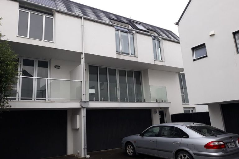 Photo of property in 44g Chester Street West, Christchurch Central, Christchurch, 8013