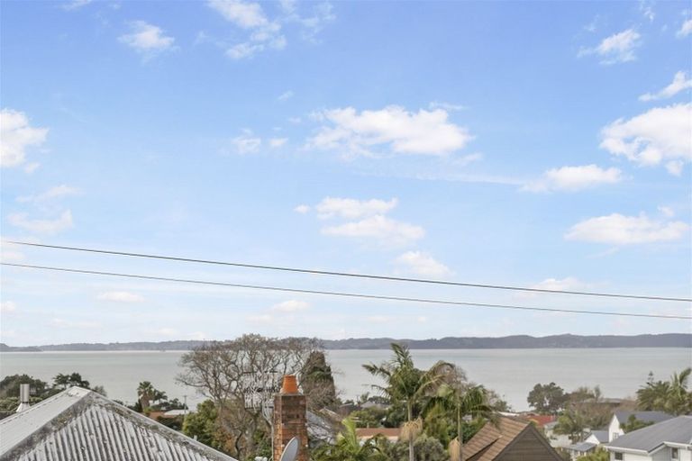 Photo of property in 1/49 Sale Street, Cockle Bay, Auckland, 2014