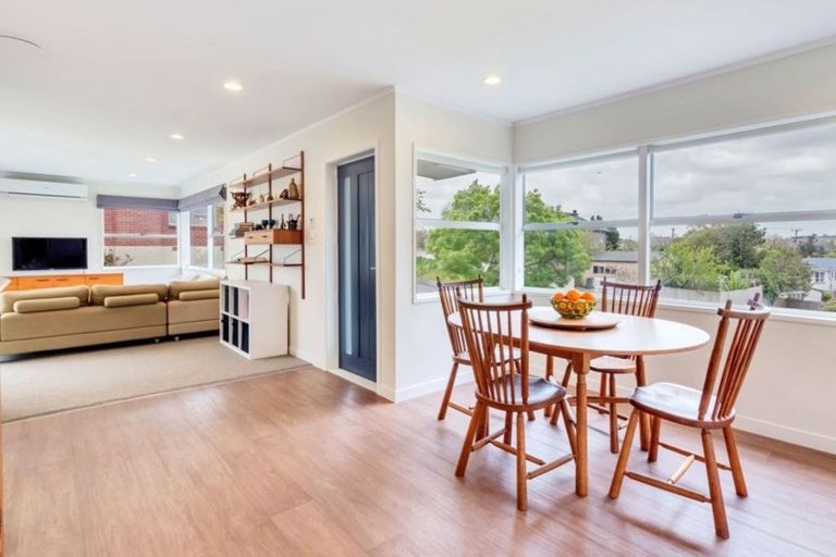 Photo of property in 77 Opaheke Road, Opaheke, Papakura, 2113