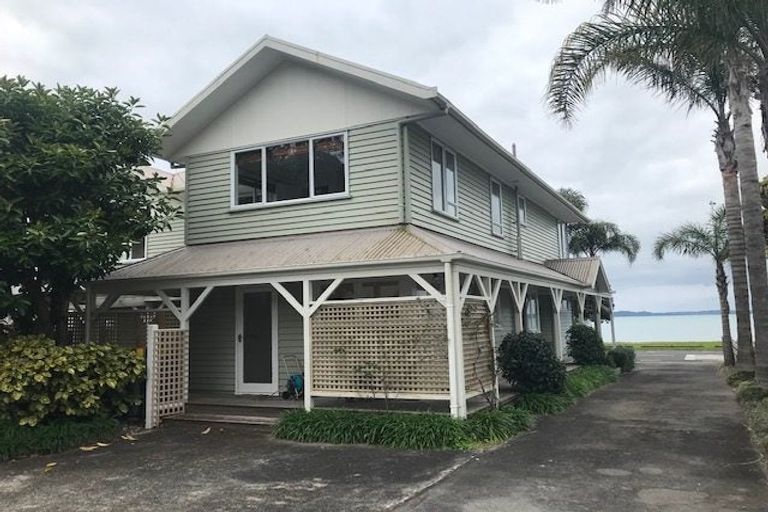 Photo of property in 59 The Esplanade, Eastern Beach, Auckland, 2012