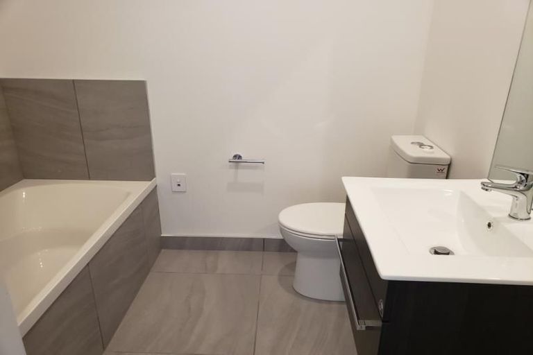 Photo of property in 12/52 High Street, Island Bay, Wellington, 6023