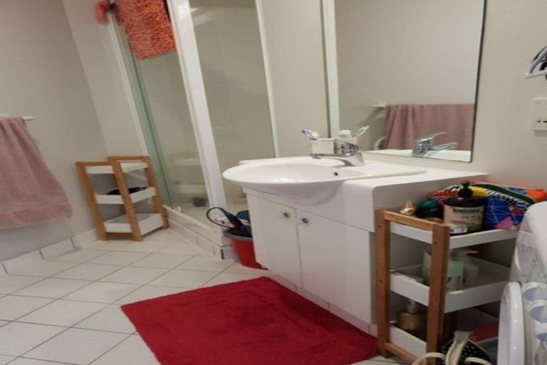 Photo of property in Terrace Tower Apartments, 2f/126 The Terrace, Wellington Central, Wellington, 6011