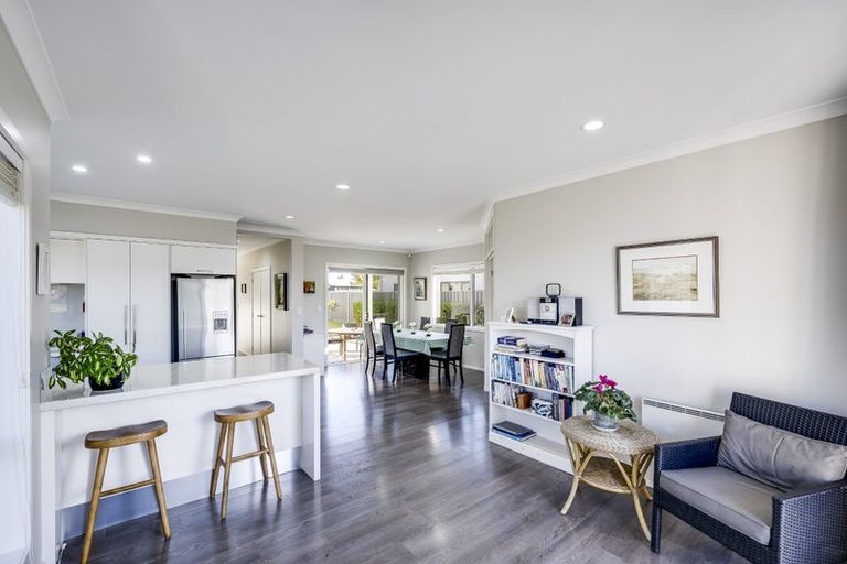 Photo of property in 31 Pacific Avenue, Poraiti, Napier, 4112