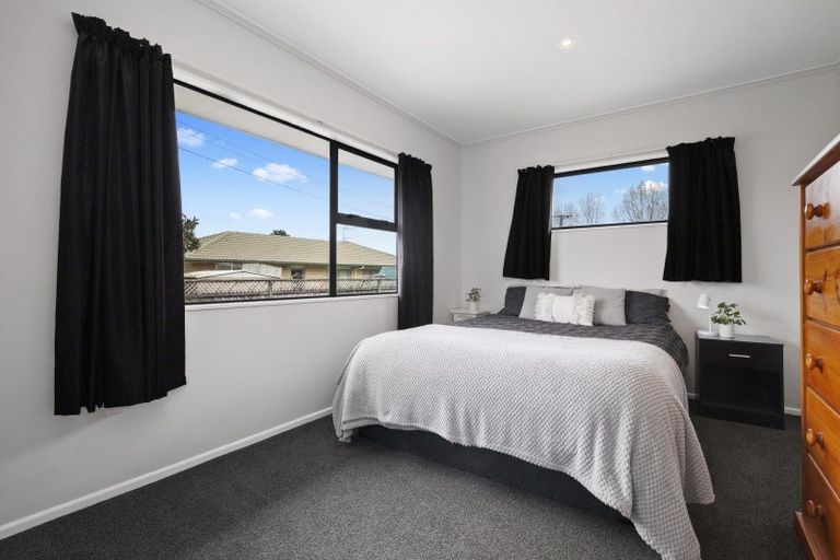 Photo of property in 48 Sandspit Road, Waiuku, 2123