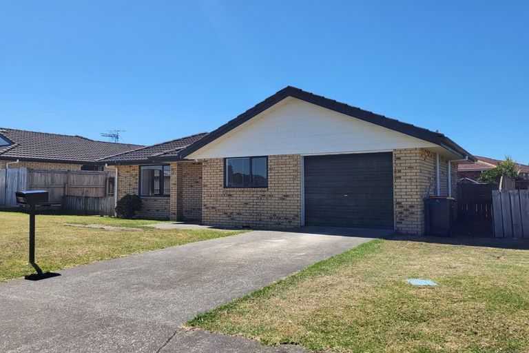 Photo of property in 49 Cyclamen Road, Mangere, Auckland, 2022