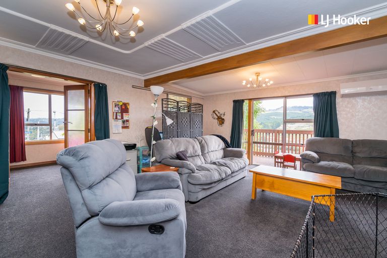 Photo of property in 22 Scotland Terrace, Green Island, Dunedin, 9018