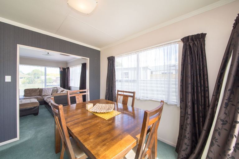 Photo of property in 10 Turakina Street, Westbrook, Palmerston North, 4412