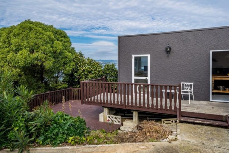 Photo of property in 8 Gordon Road, Plimmerton, Porirua, 5026